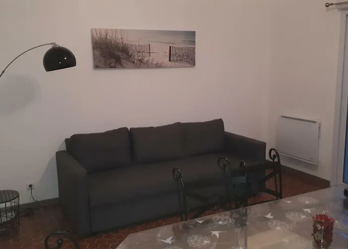 Les Sables Blancs Сен-Жюльен-ан-Борн